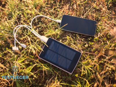 Solar-Ladegeraet fuer Handys Produktvorstellung und Anwendung